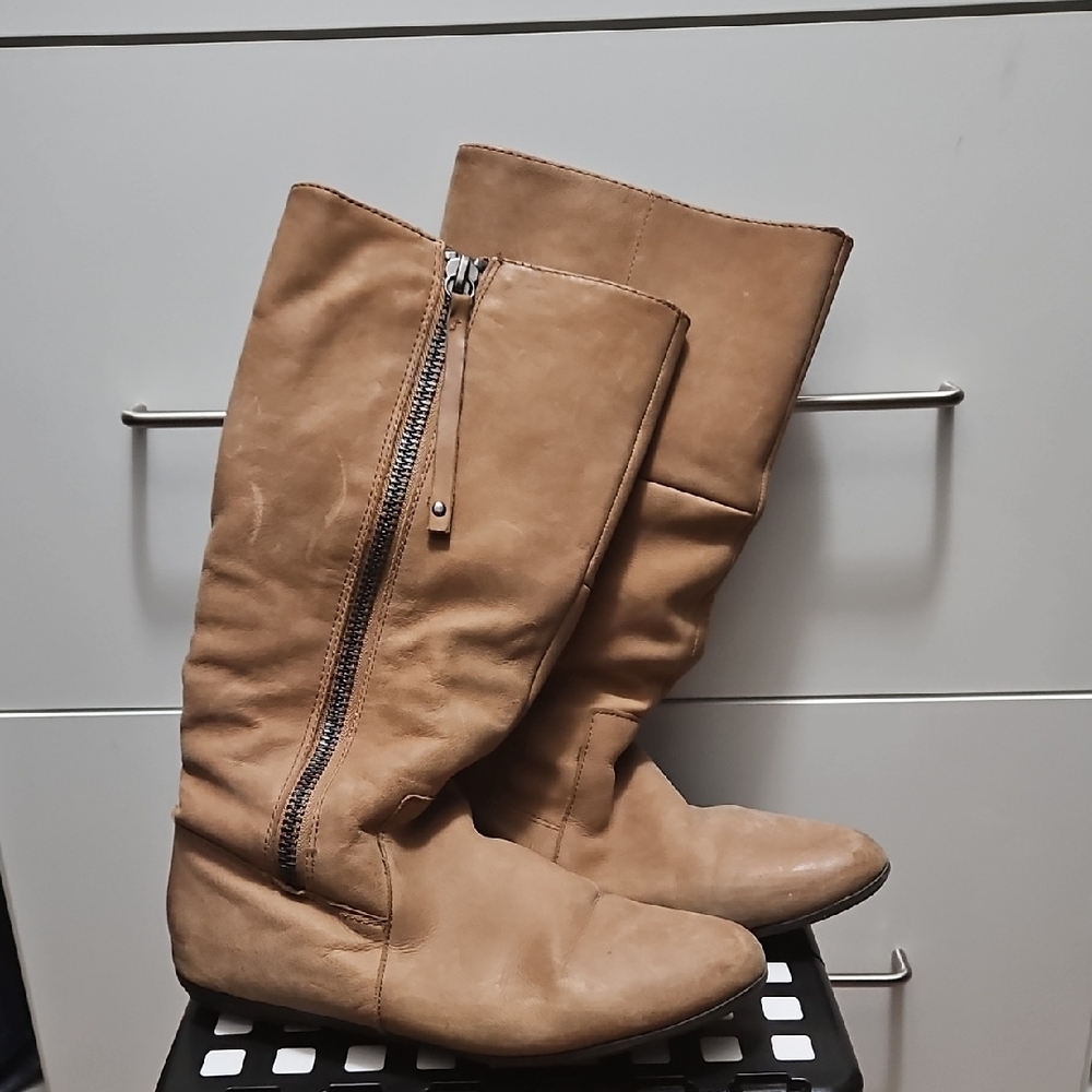 Warm And Comfy Boots